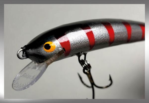 Nils Master INVINCIBLE Floating Wobbler, Größe: 12 cm, Farbe: 003 Silver Perch Red Stripes, Gewicht: 24 Gramm